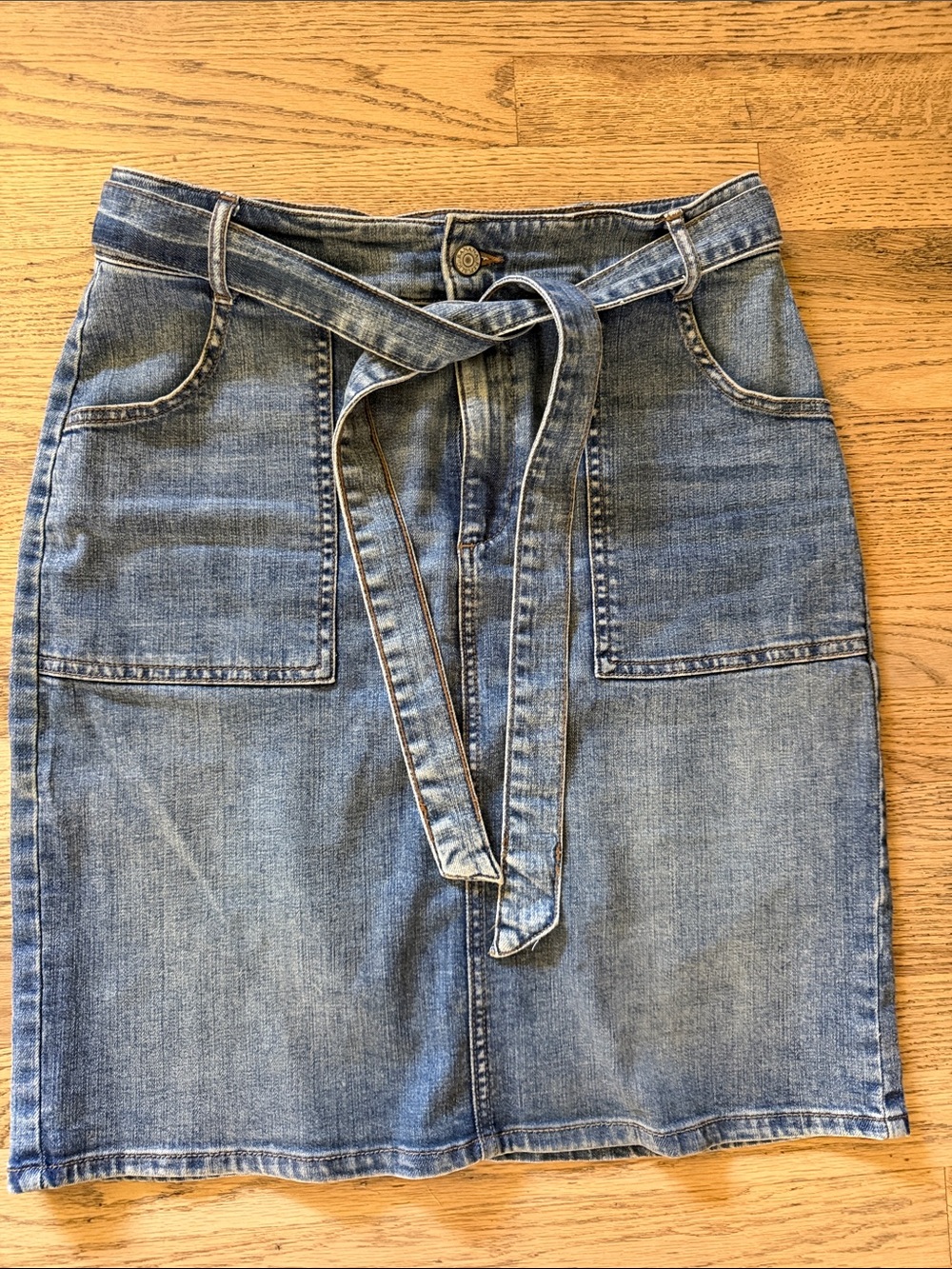 Banana Republic Stretch Denim Skirt w/Removable Tie Belt, Sz 4